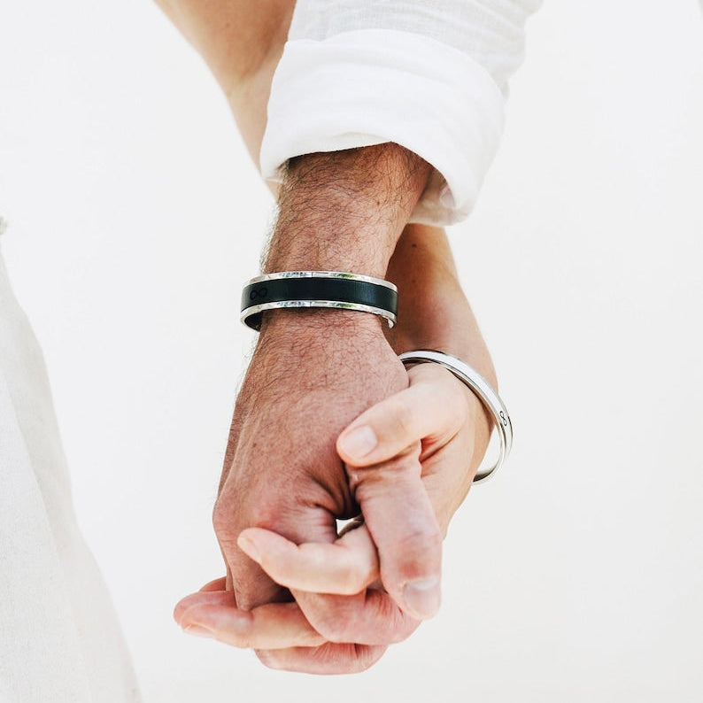 Personalized Matching Couple Bracelets Set 2 – Custom Engraved His & Hers Bracelets