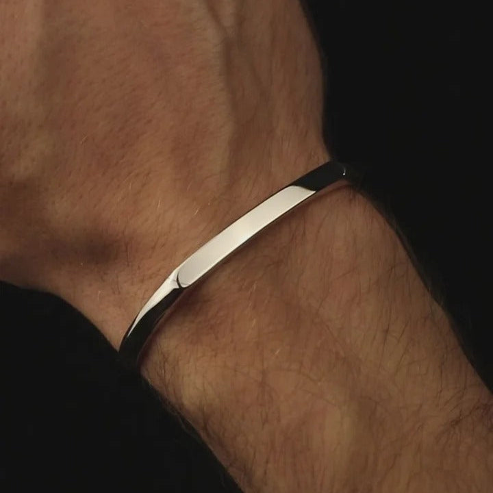 Silver Cuff Bracelet – Minimalist Unisex