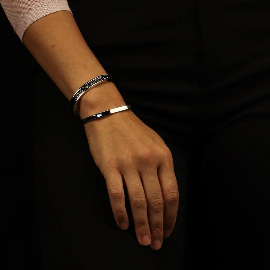 Silver Cuff Bracelet – Minimalist Unisex